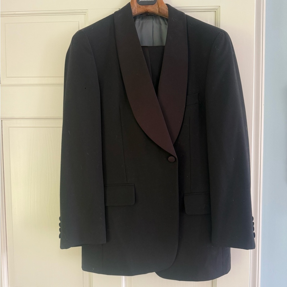 Paul Stuart Ultra Fine Super 120s Wool Tuxedo 39-33 RRP $3295